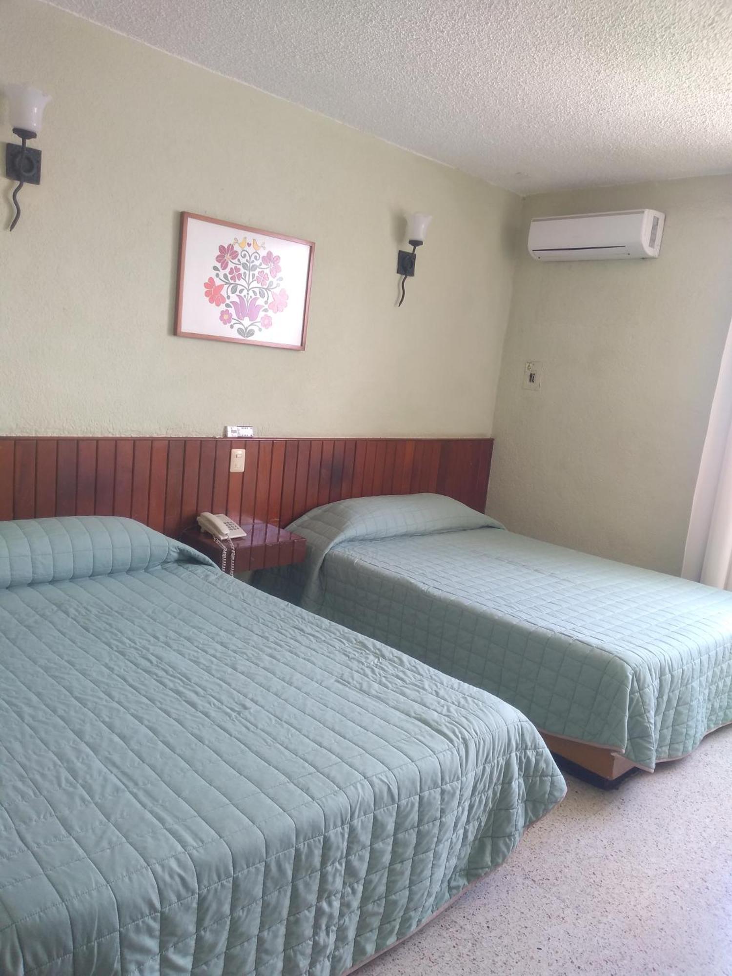 Hotel Batab Канкун Экстерьер фото