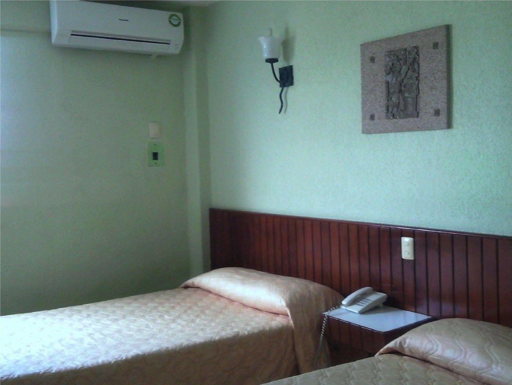 Hotel Batab Канкун Экстерьер фото